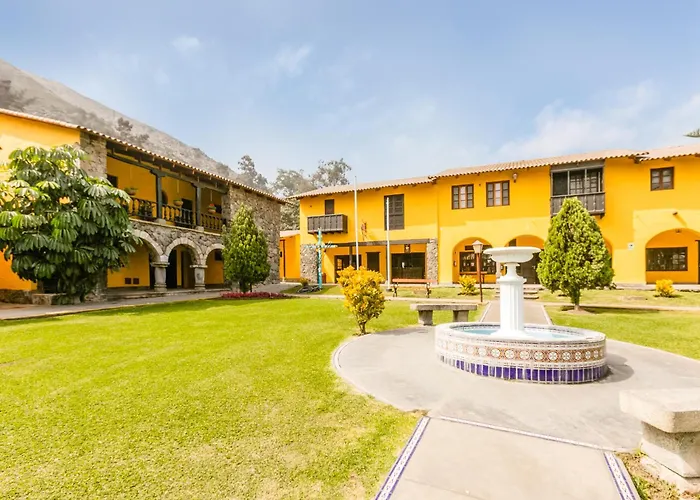 Decameron El Pueblo