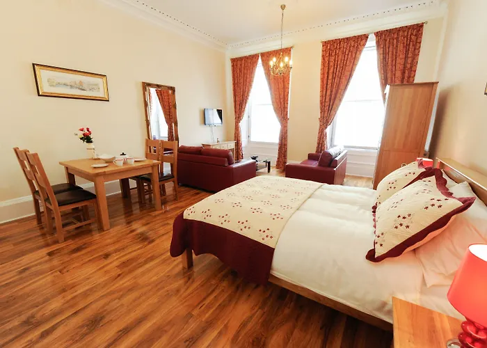 Edinburgh City Suites