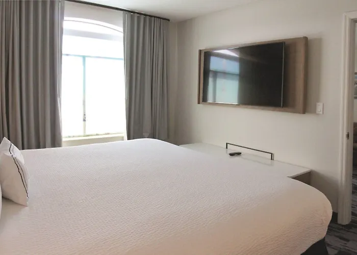 Fairfield Inn & Suites By Marriott Charleston Airport/Convention Center