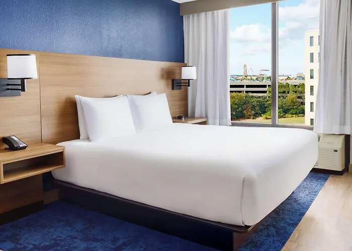 Hyatt Place Across From Universal Orlando Resort