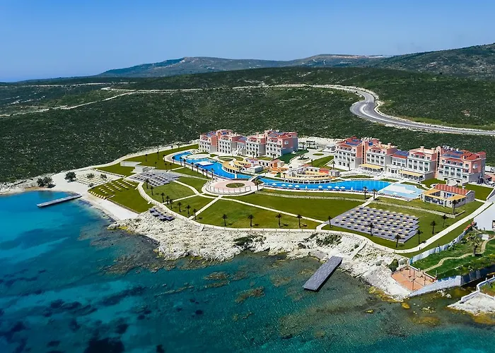 Design Plus Seya Beach Hotel