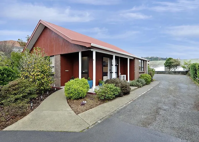 Hotel near College: Trafalgar Lodge