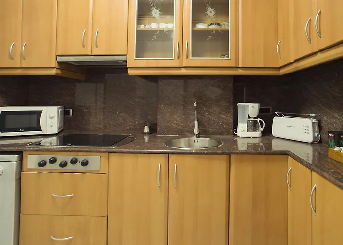 Fira Guest House