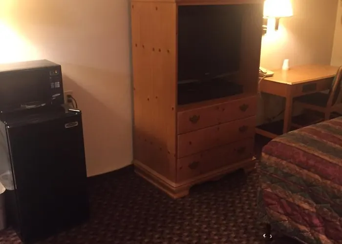 Motel: Luxury Inn & Suites Lincoln