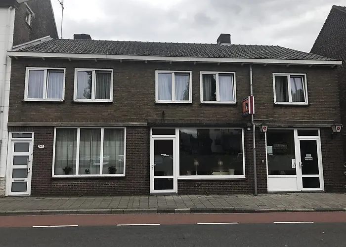 Amby Family House