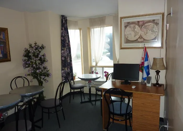 Сity center hotels Viger