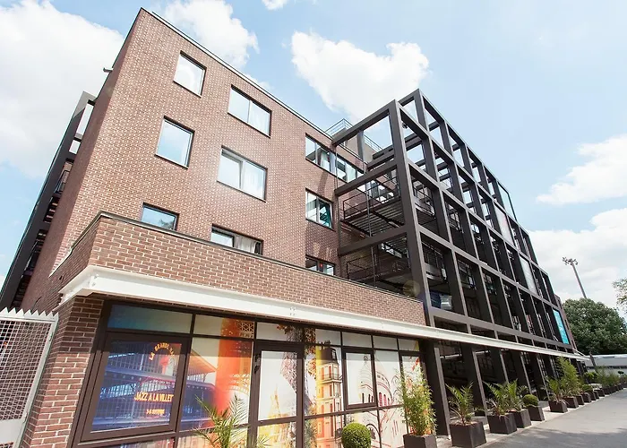 Pet Friendly hotel: Residence Internationale De Paris