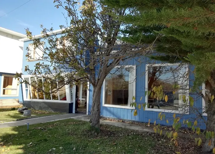 Cheap hotel: Hostal Los Pinos