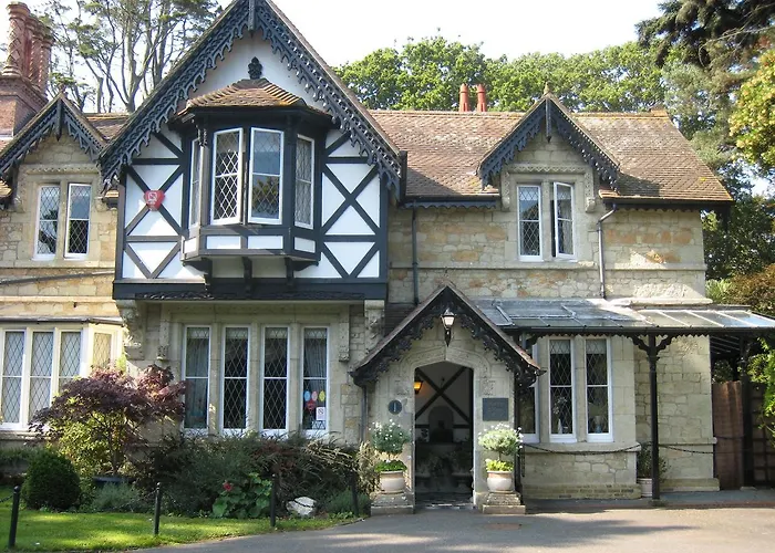 Beach hotel: Rylstone Manor