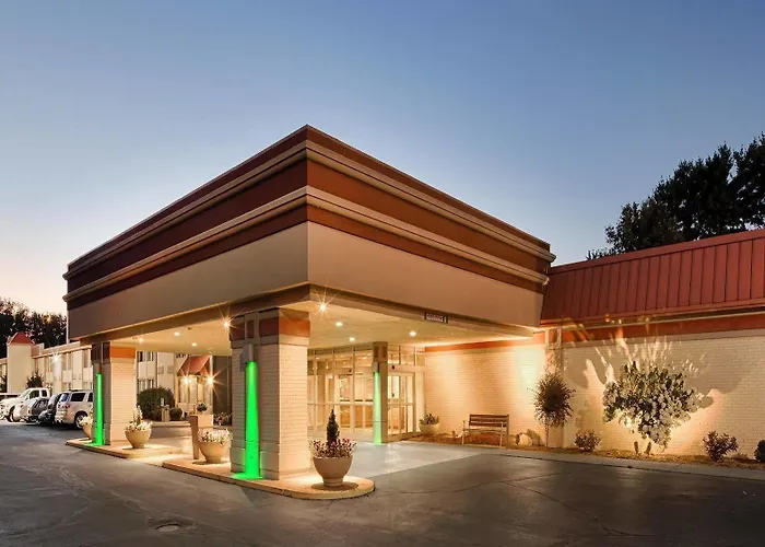 Baymont Inn & Suites