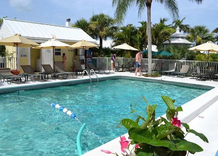 Pet Friendly hotel: Lemon Tree Inn