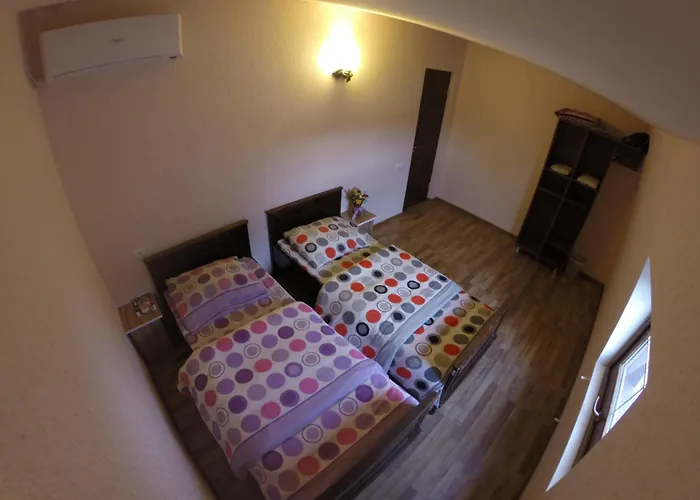 The Hostels Glide
