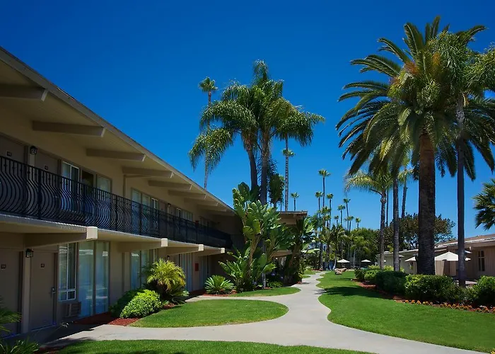  Ramada By Wyndham San Diego North & Conference Center