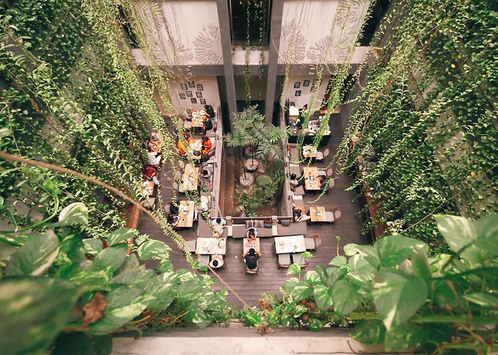 Central hotel: Grandmas Plus Hotel Legian