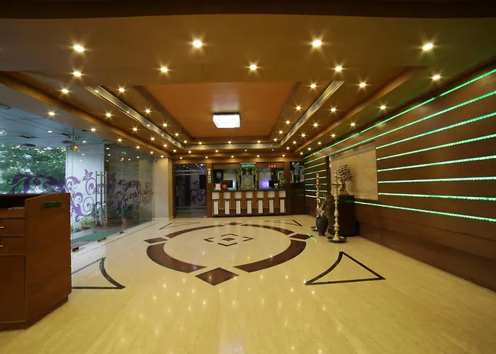 Hotel Green Palace