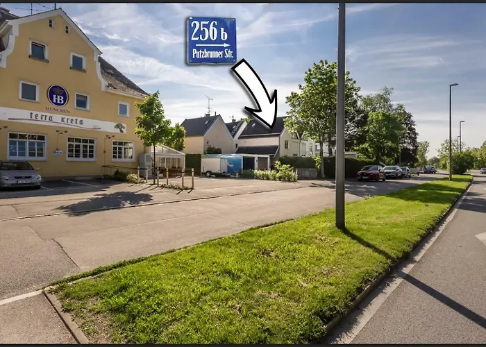 B&B only: Bed And Breakfast Zeevat Waldperlach