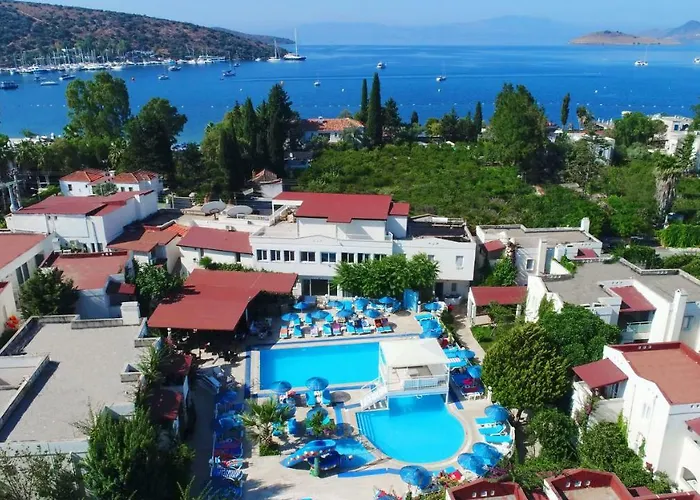 Summer Garden Suites Beach