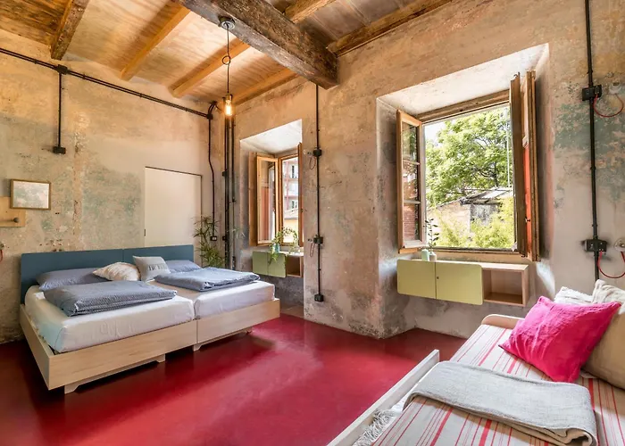 The Hostels Un Posto A Milano - Guesthouse All'Interno Di Una Cascina Del 700