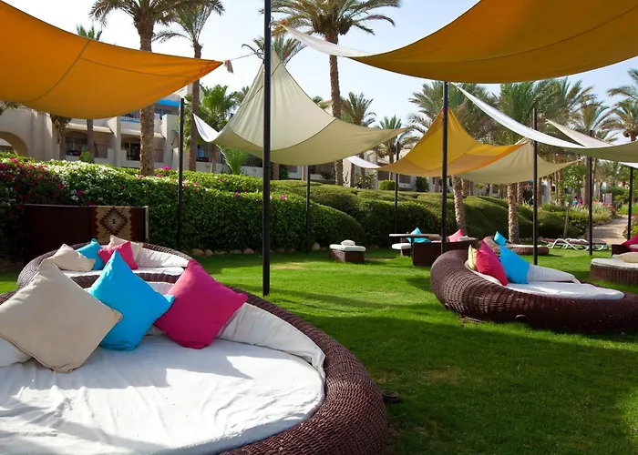 Resort: Grand Rotana Resort & Spa