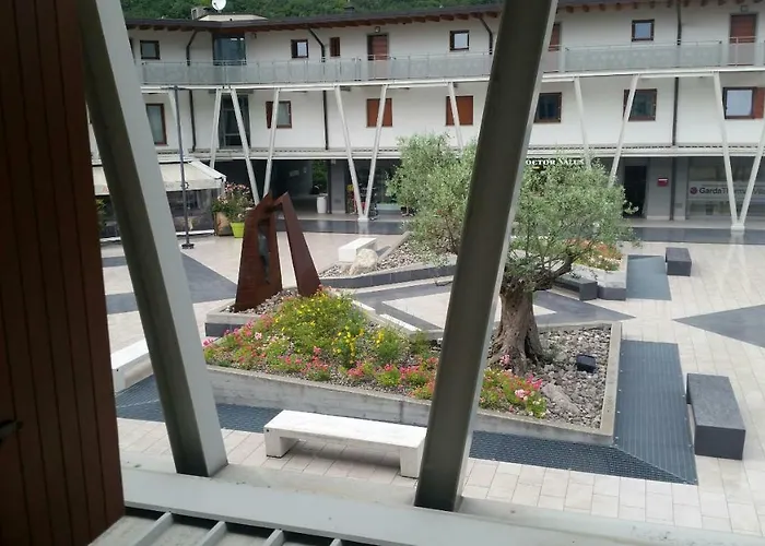 Hotel Con Piscina Garda Thermae Village