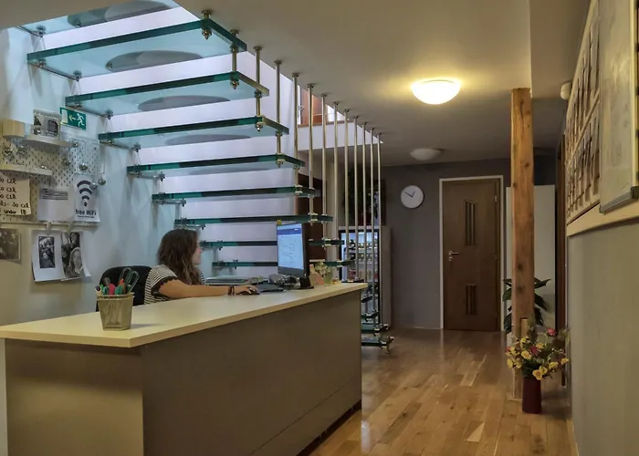 Hostel One Míru