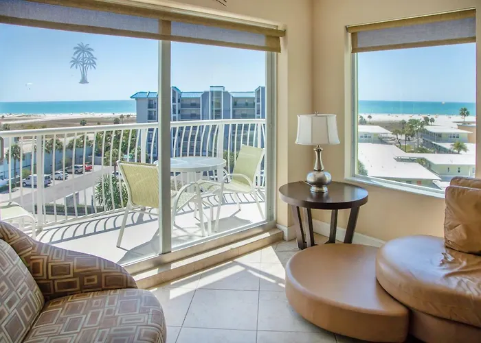 Crystal Palms Beach Resort