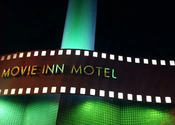Movie Inn E Hospedagem (Adults Only)