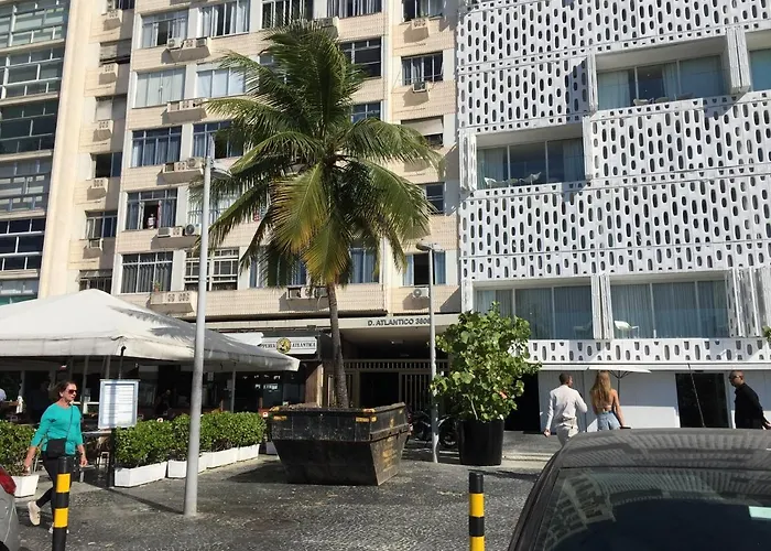 Alojamentos: Praia De Copacabana Posto 6