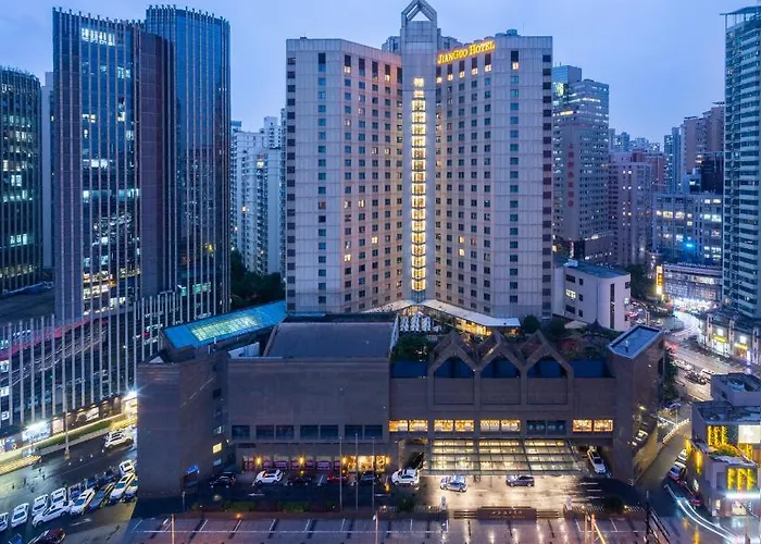Hotel near College: Jianguo Hotel Shanghai