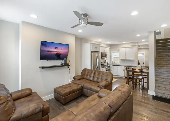 Luxury Rooms Near Temple U, Drexel, Upenn, And The Met