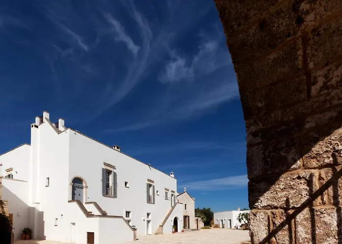 Hotel con piscina: Masseria Borgo Mortella