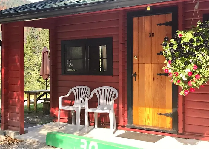 Family resorts Miette Hot Springs Bungalows