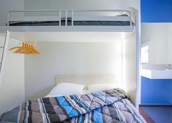 Unisotel Montauban Ex F1